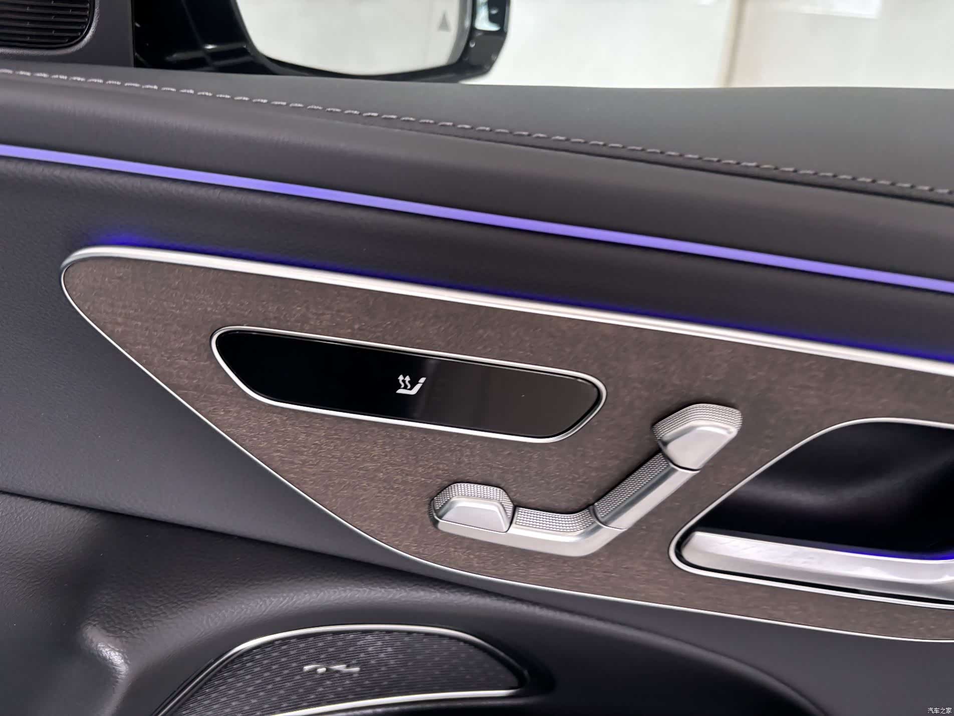 Mercedes-Benz E-Class, 2025 26
