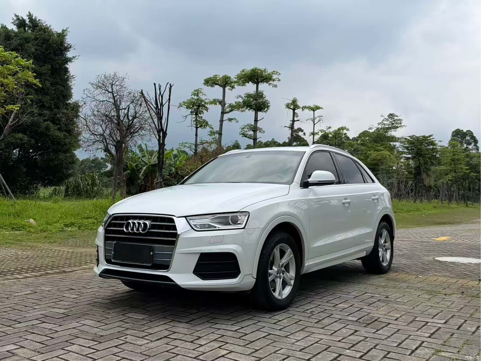 Audi Q3, 2017 1