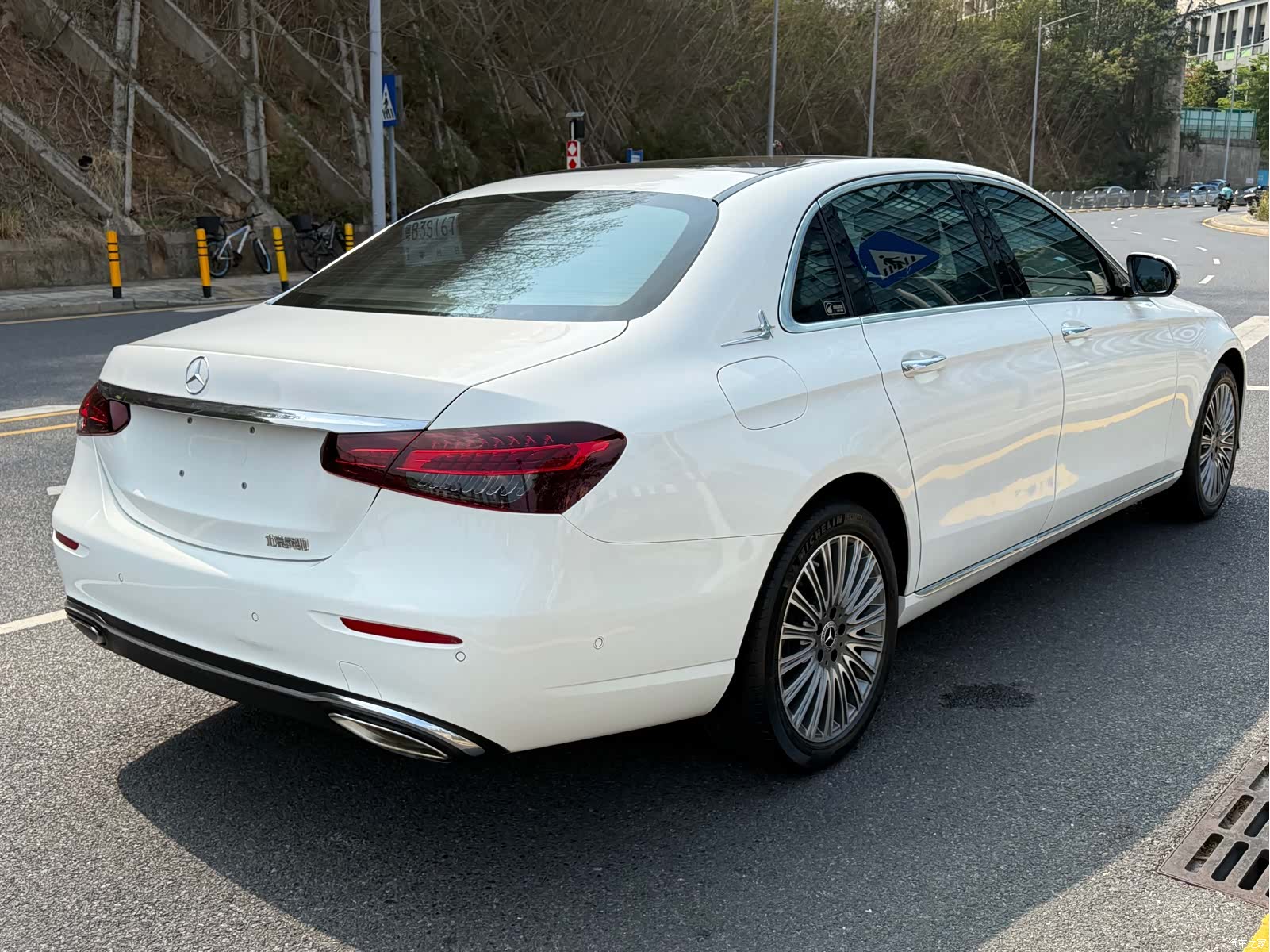 Mercedes-Benz E-Class, 2021 4