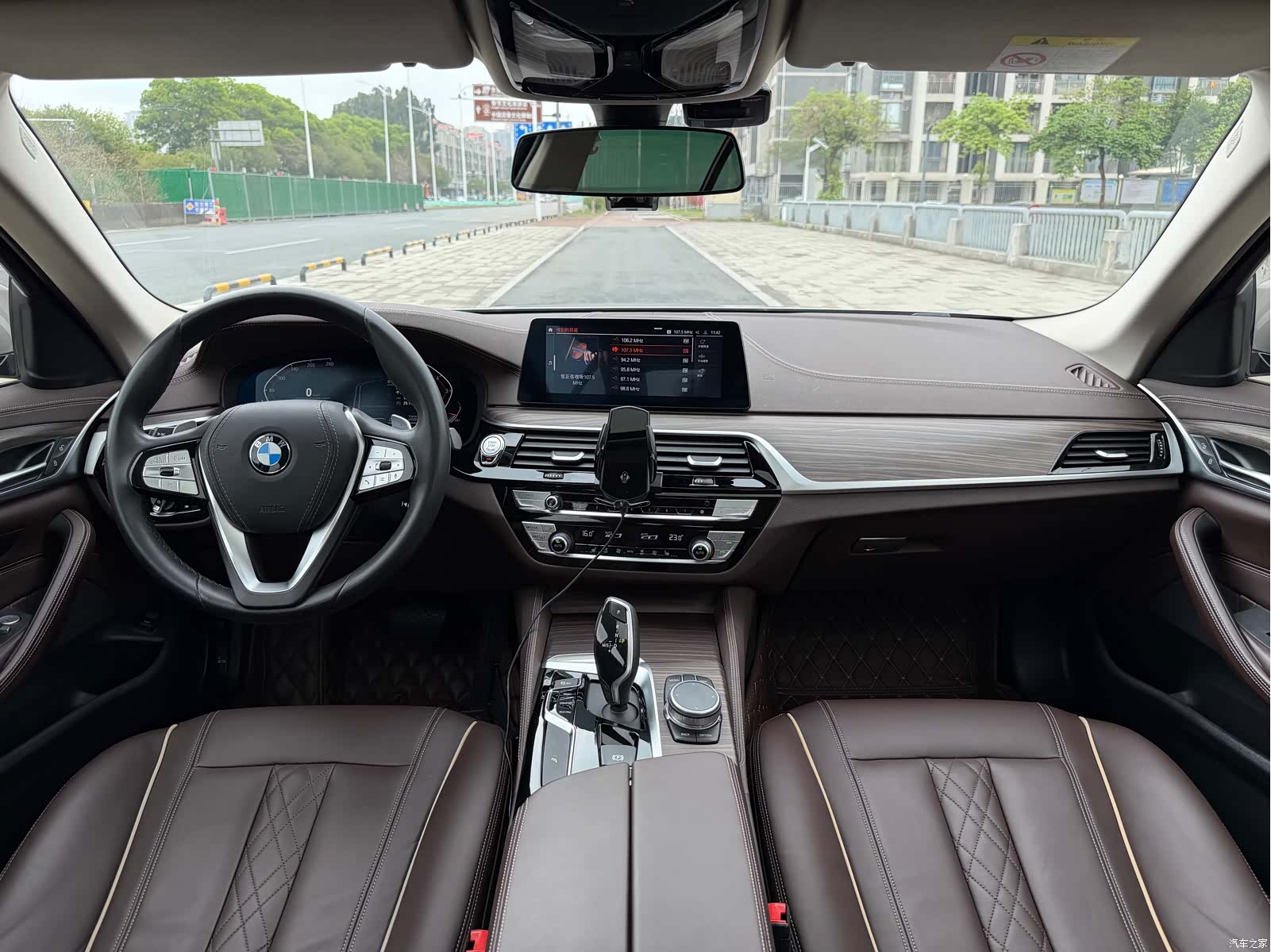 BMW 5 Series, 2019 11