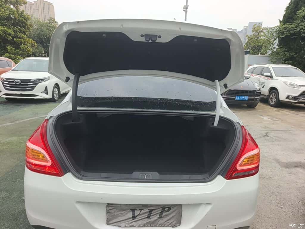 Peugeot 308, 2014 15
