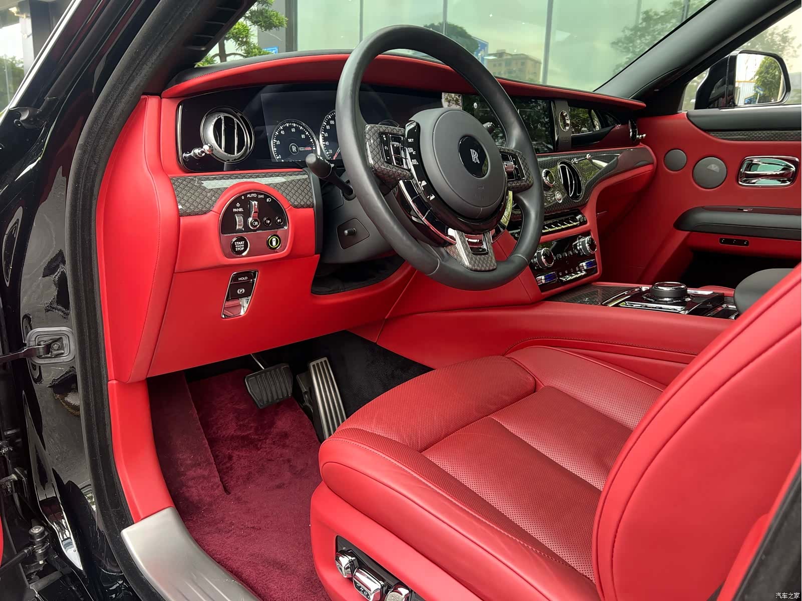 Rolls-Royce Ghost, 2022 2