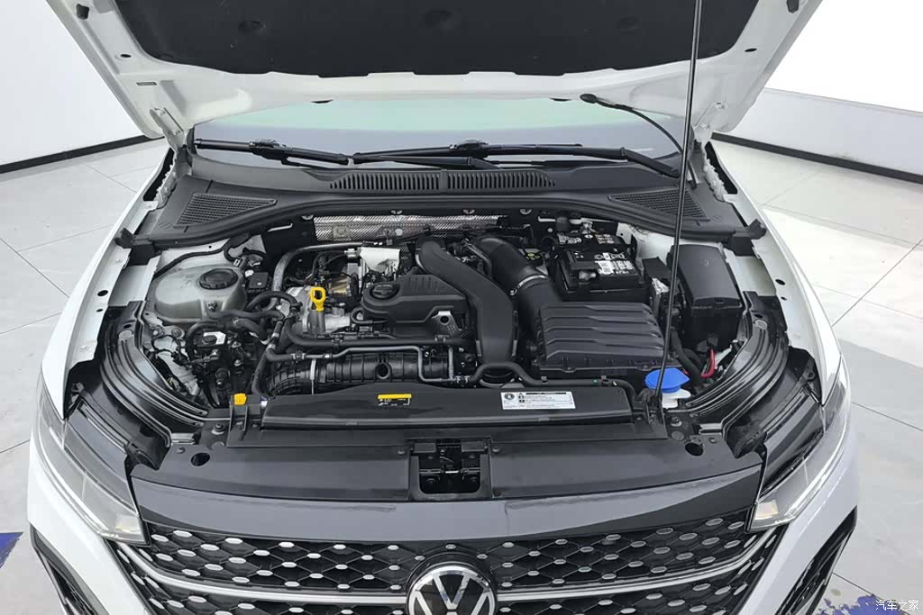 Volkswagen Lavida, 2024 10