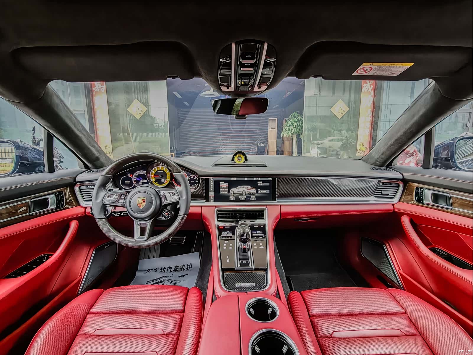 Porsche Panamera, 2017 все фото