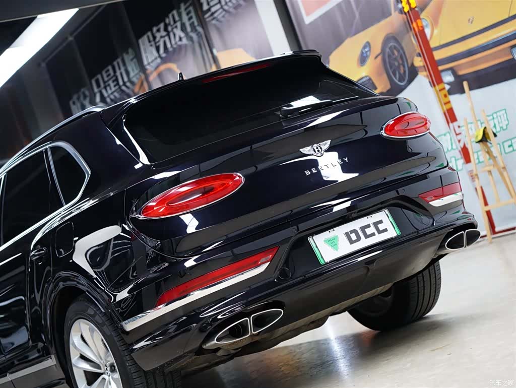 Bentley Bentayga, 2021 2