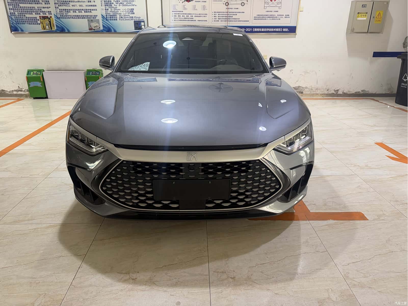 BYD Han, 2023 10