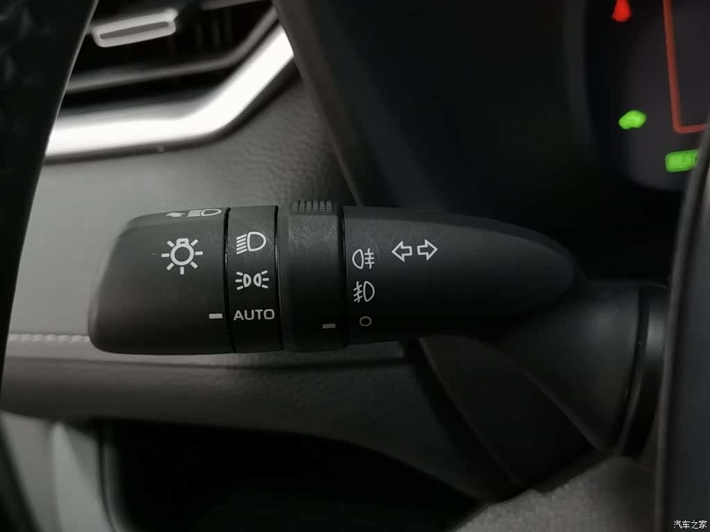 Toyota RAV4, 2024 21