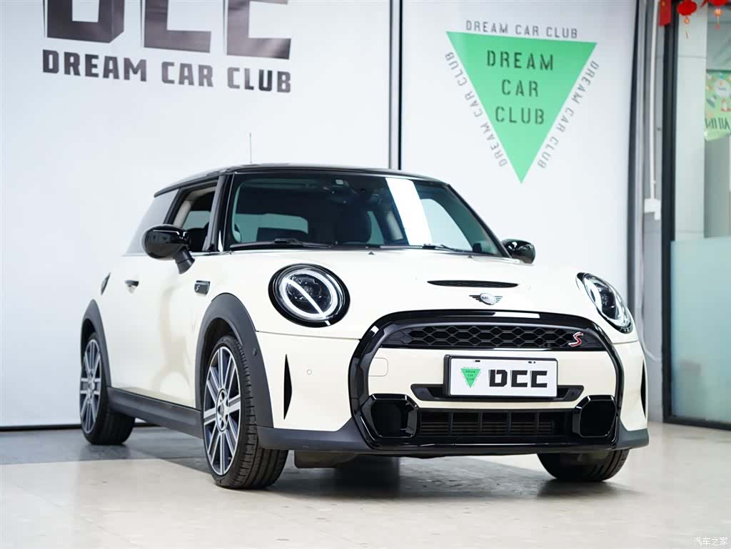 Mini Cooper, 2022 13