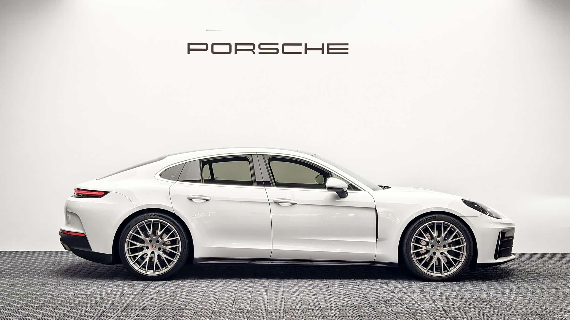 Porsche Panamera, 2025 6