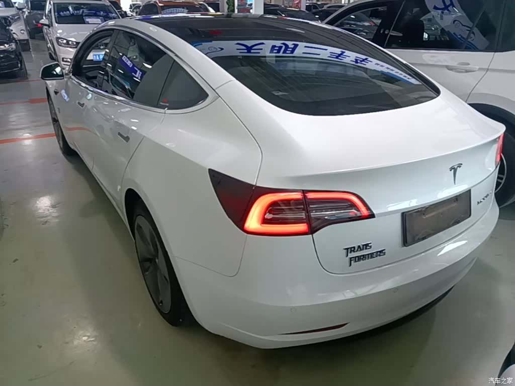 Tesla Model 3, 2020 все фото