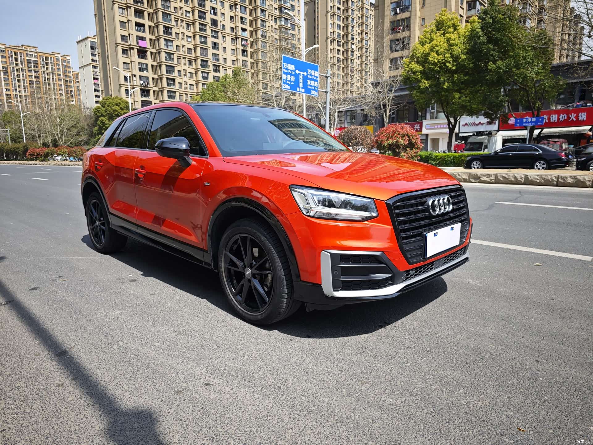 Audi Q2L, 2021 3