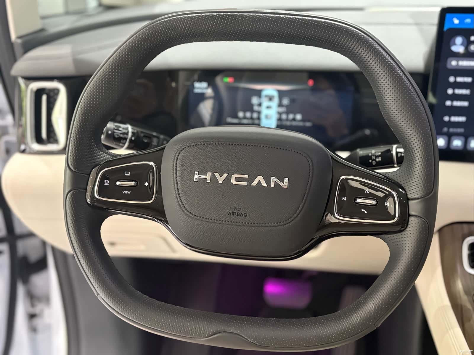Hycan V09, 2023 7