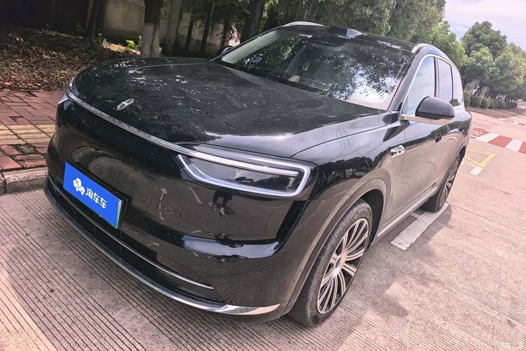 AITO M7, 2026 1