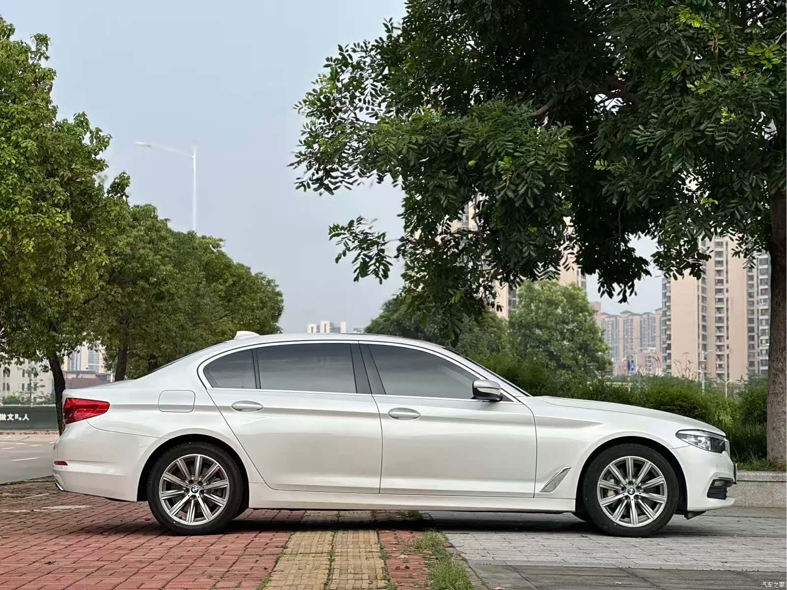 BMW 5 Series, 2018 17