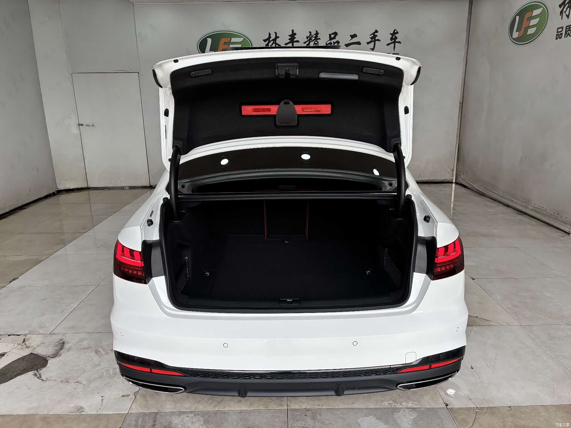 Audi A4L, 2025 29