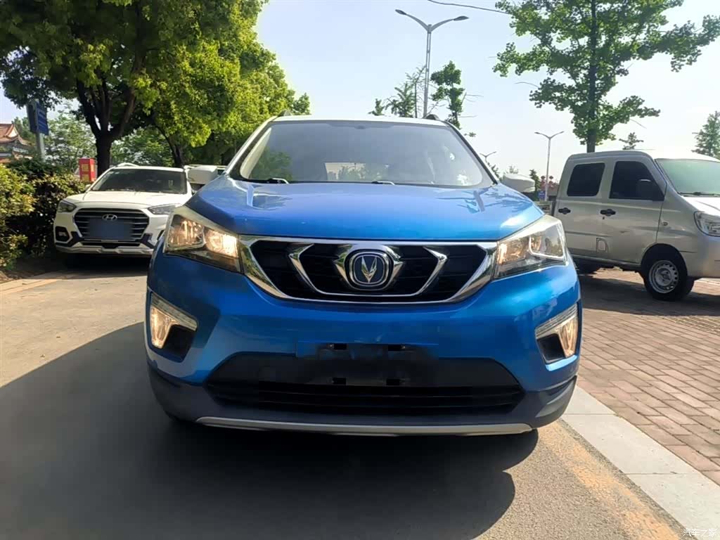 Changan CS15, 2016 3