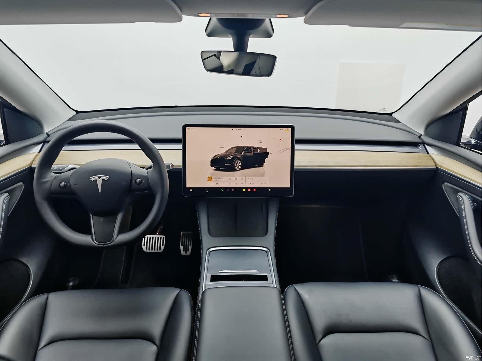 Tesla Model Y, 2023 15