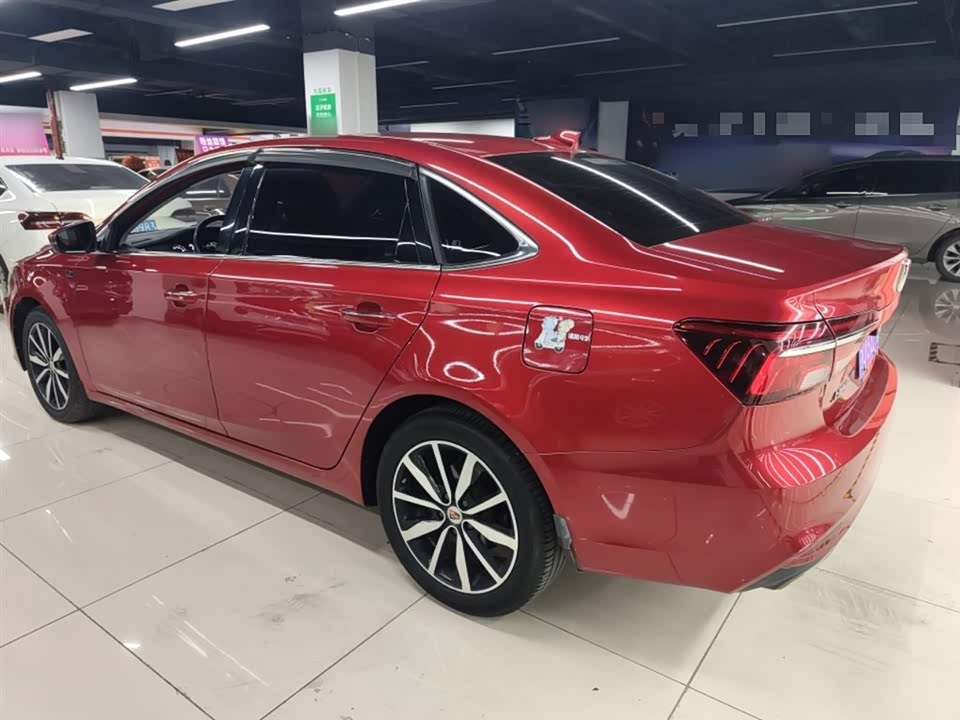 Roewe i6