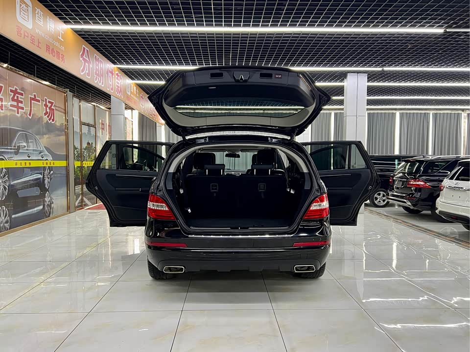 Mercedes-Benz R-class