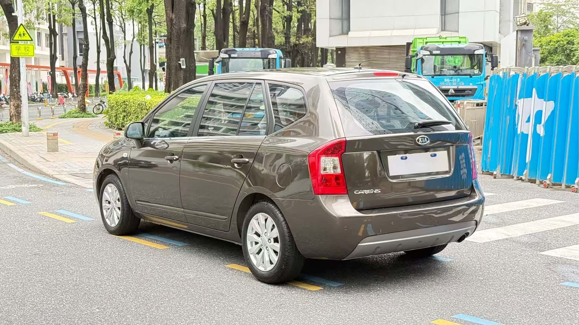 Kia 5, 2011 6
