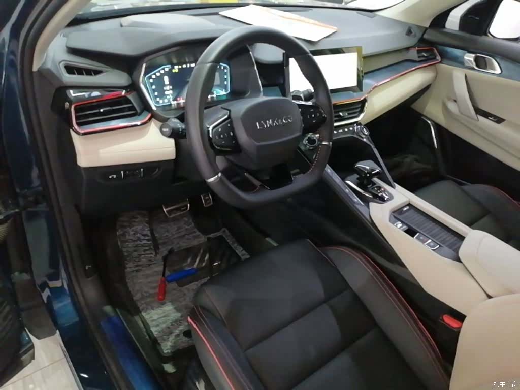 Lynk & Co 02, 2021 10