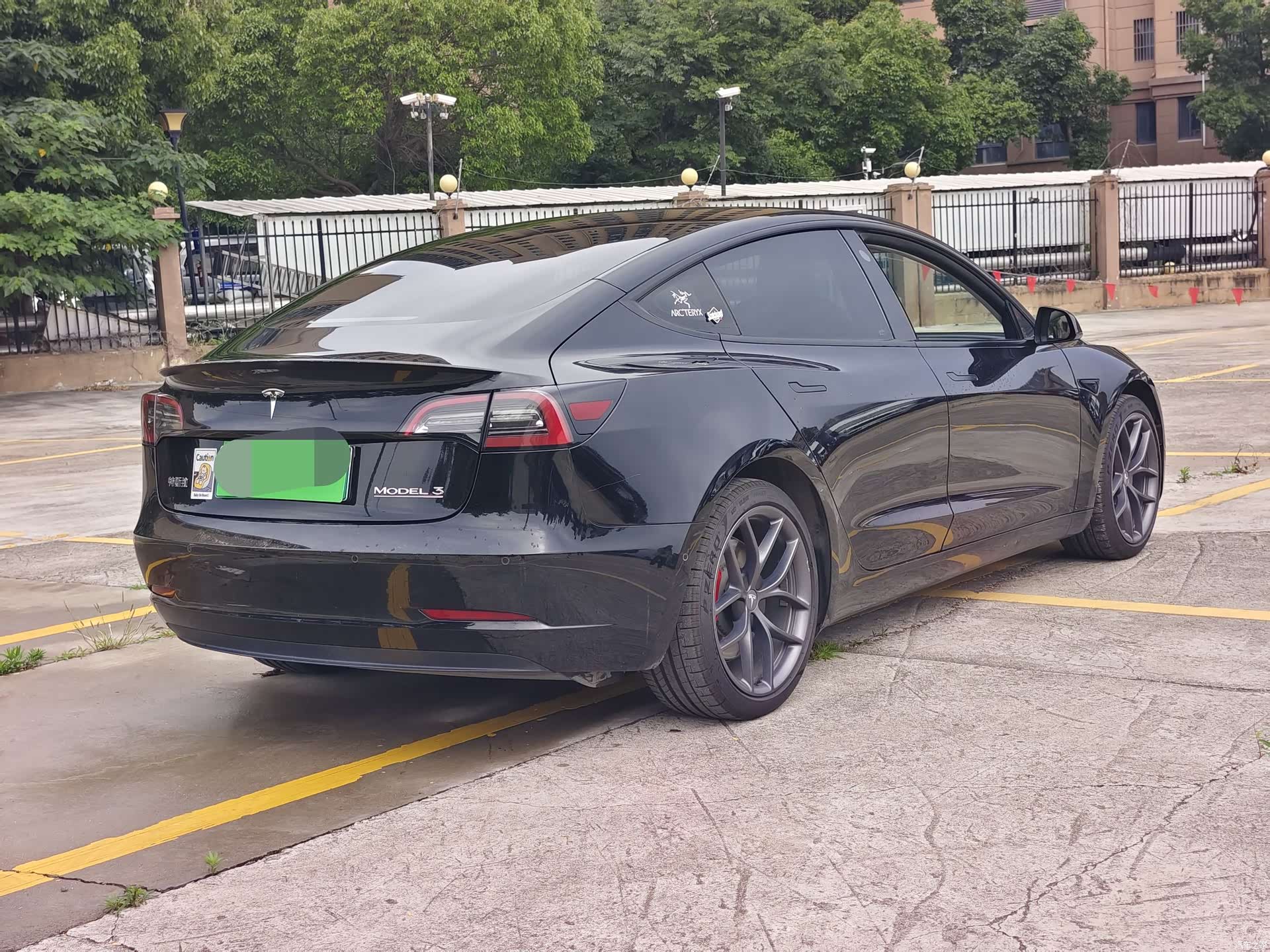 Tesla Model 3, 2022 24