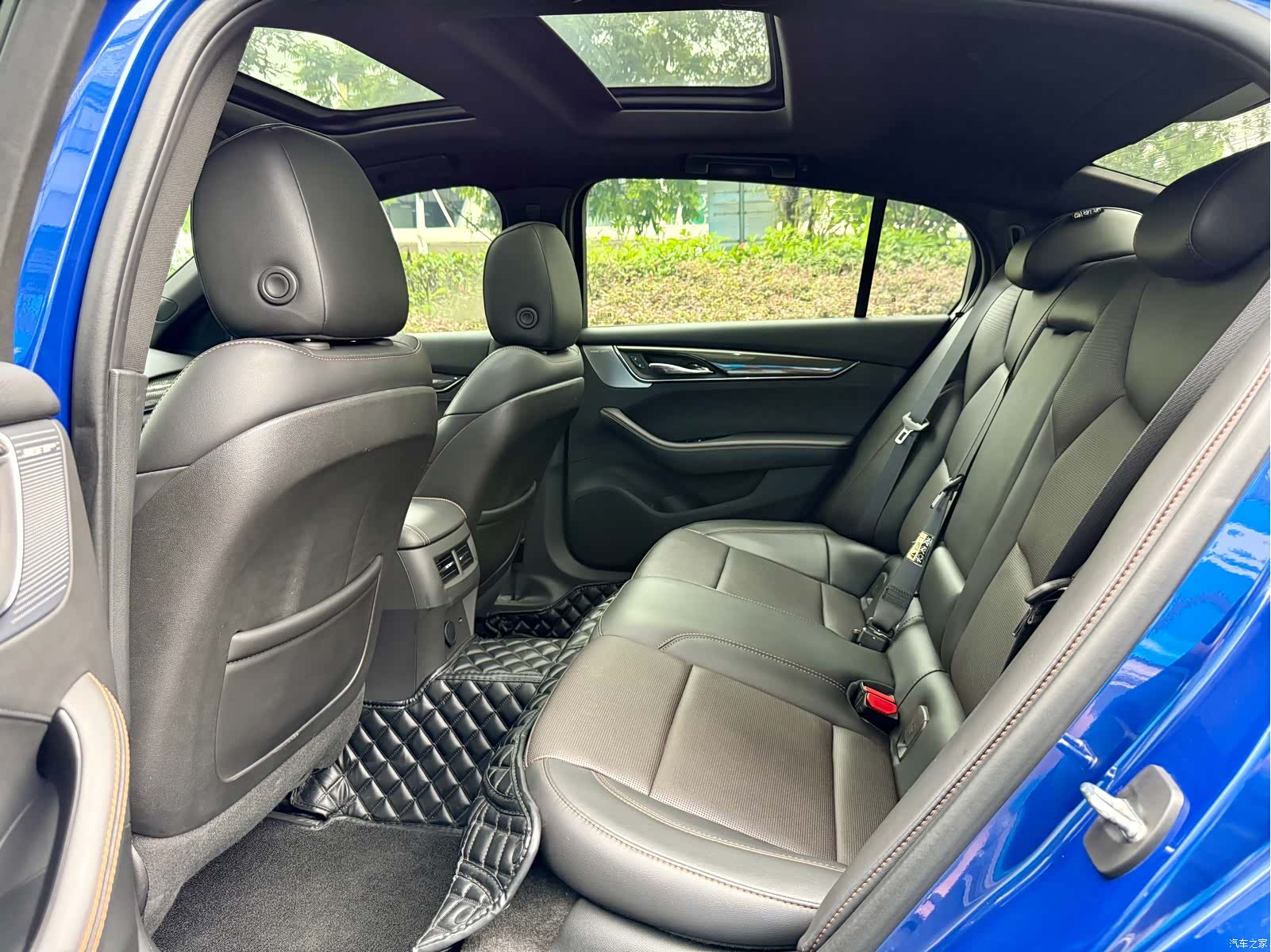 Cadillac CT5, 2022 8