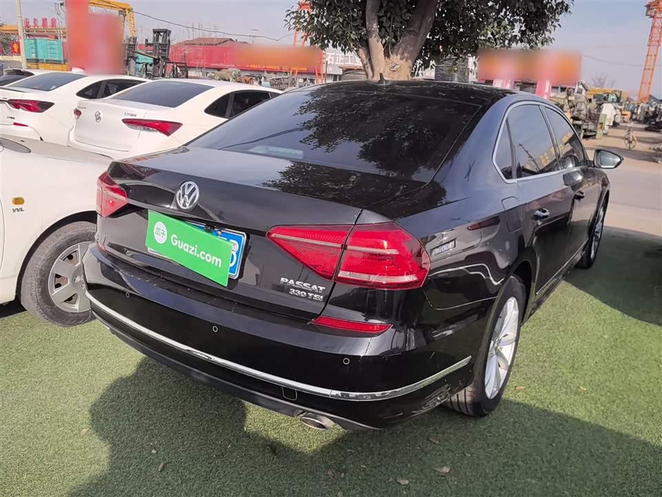 Volkswagen Passat