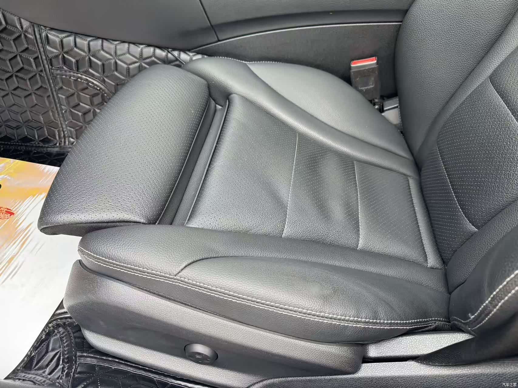Mercedes-Benz C-Class, 2020 11