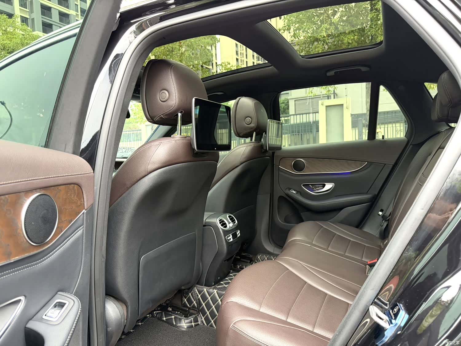 Mercedes-Benz GLC, 2018 3