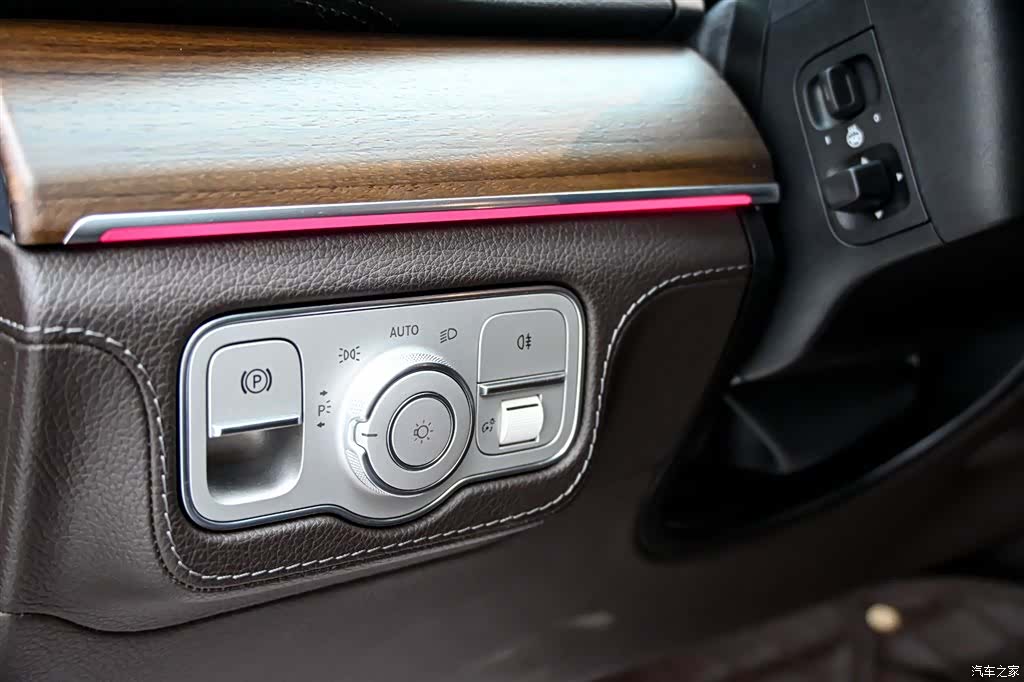 Mercedes-Benz GLS, 2022 26