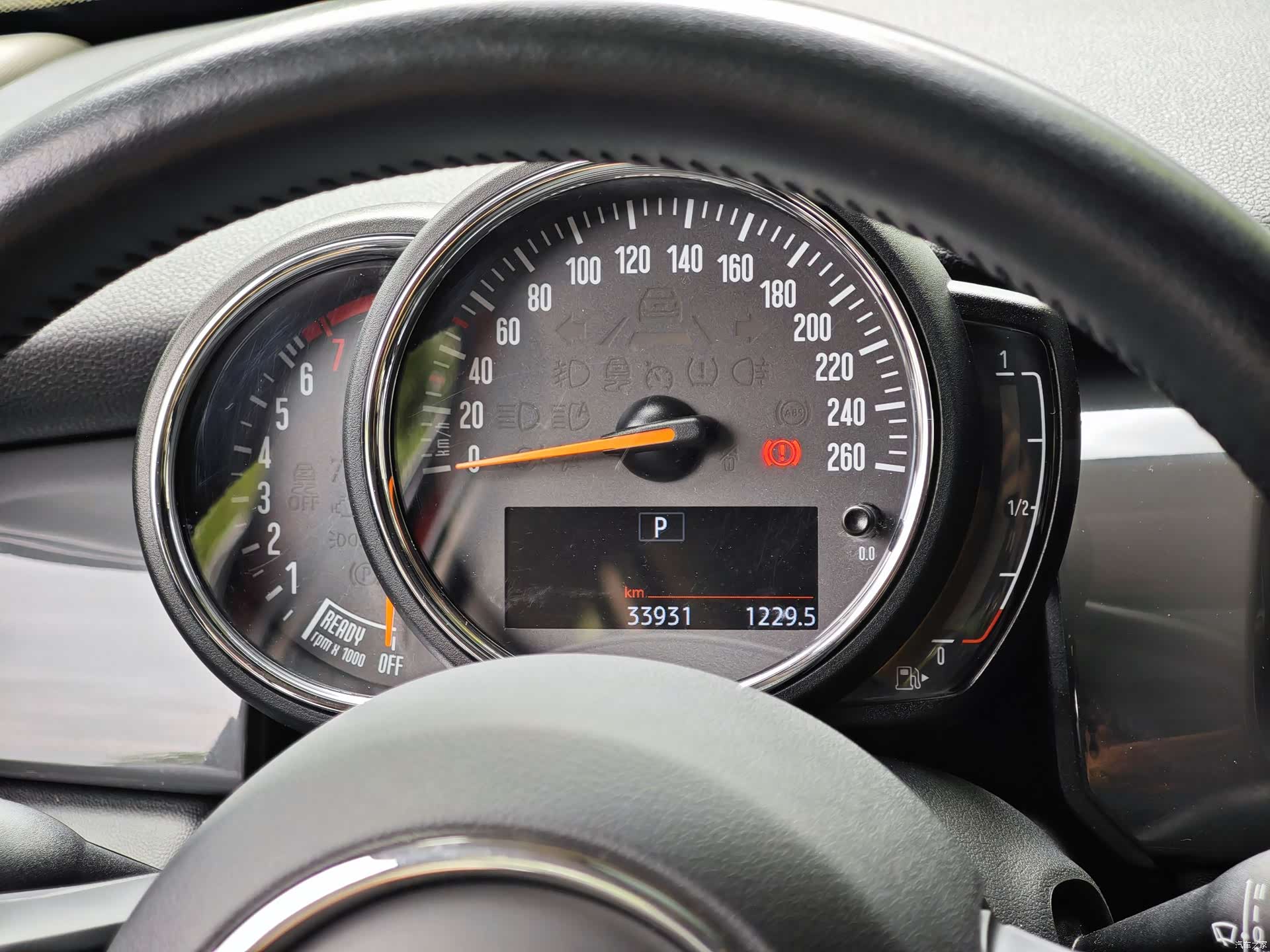 Mini ONE, 2023 16