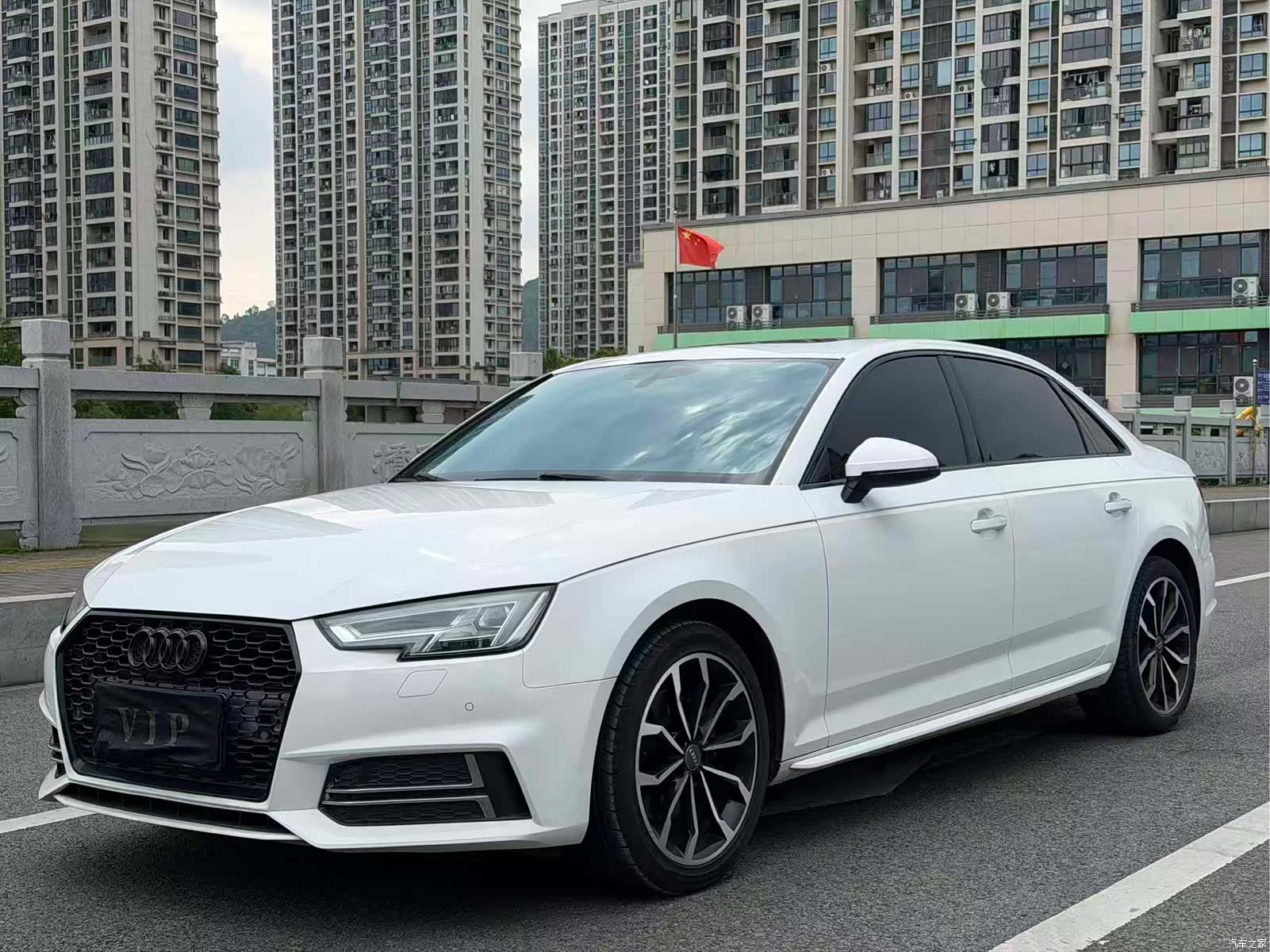 Audi A4L, 2018 1