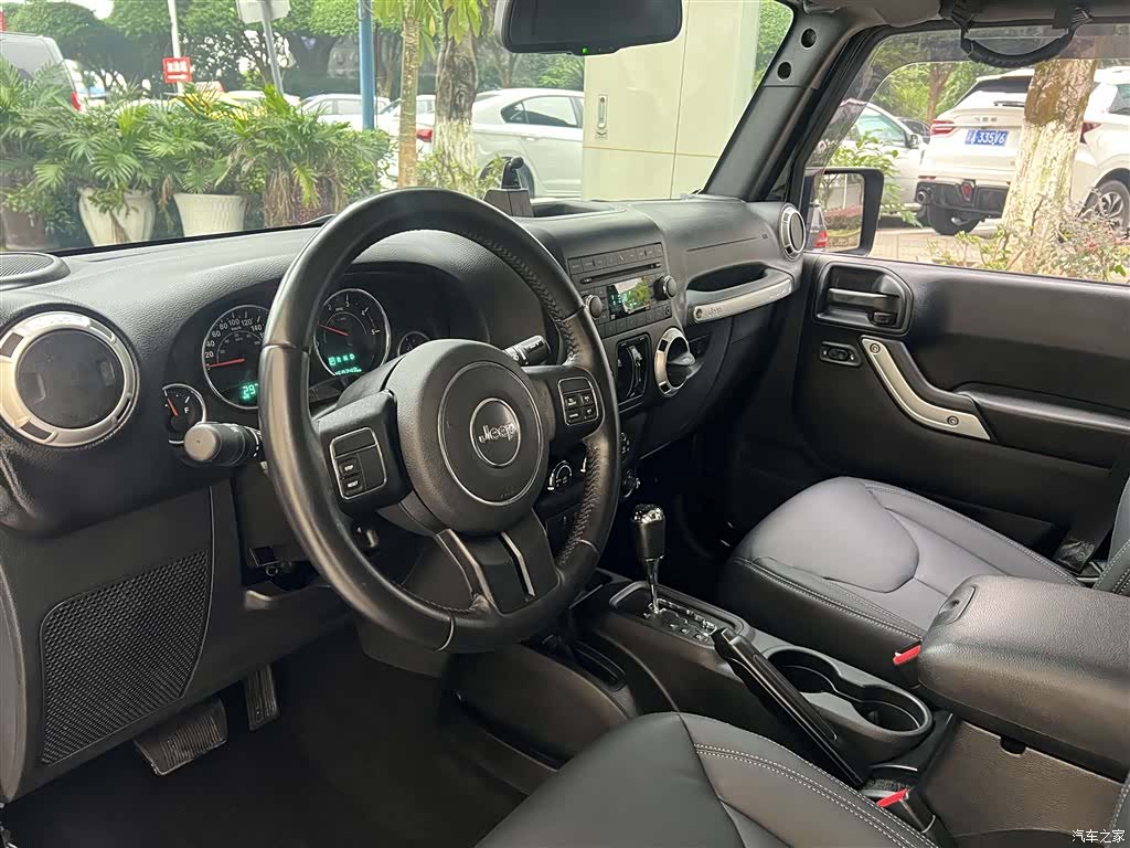 Jeep Wrangler, 2017 8