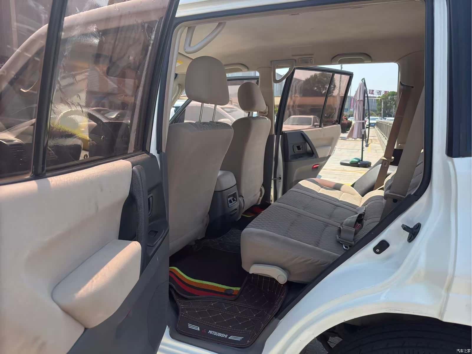 Mitsubishi Pajero, 2013 6