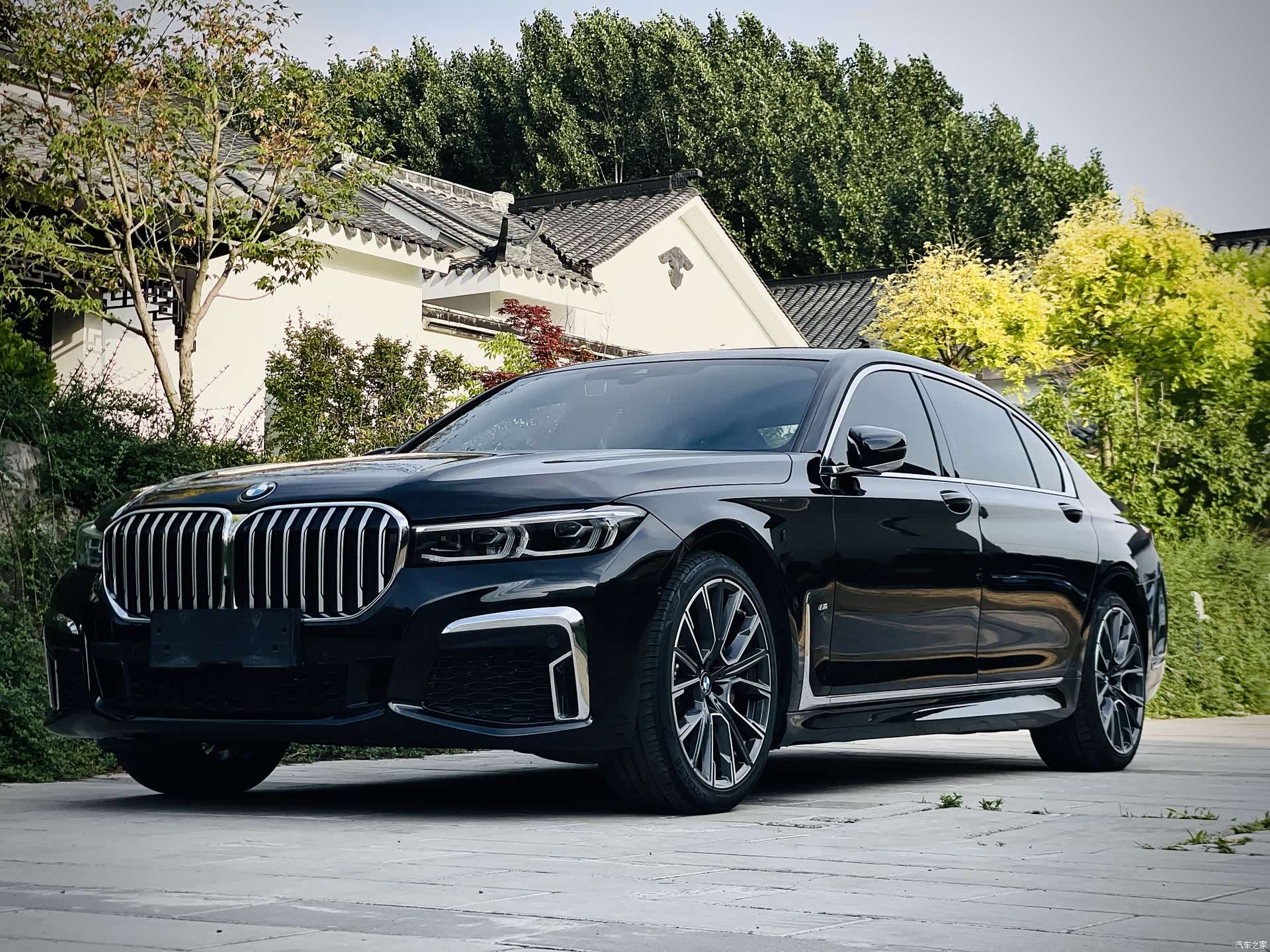 BMW 7 Series, 2020 1