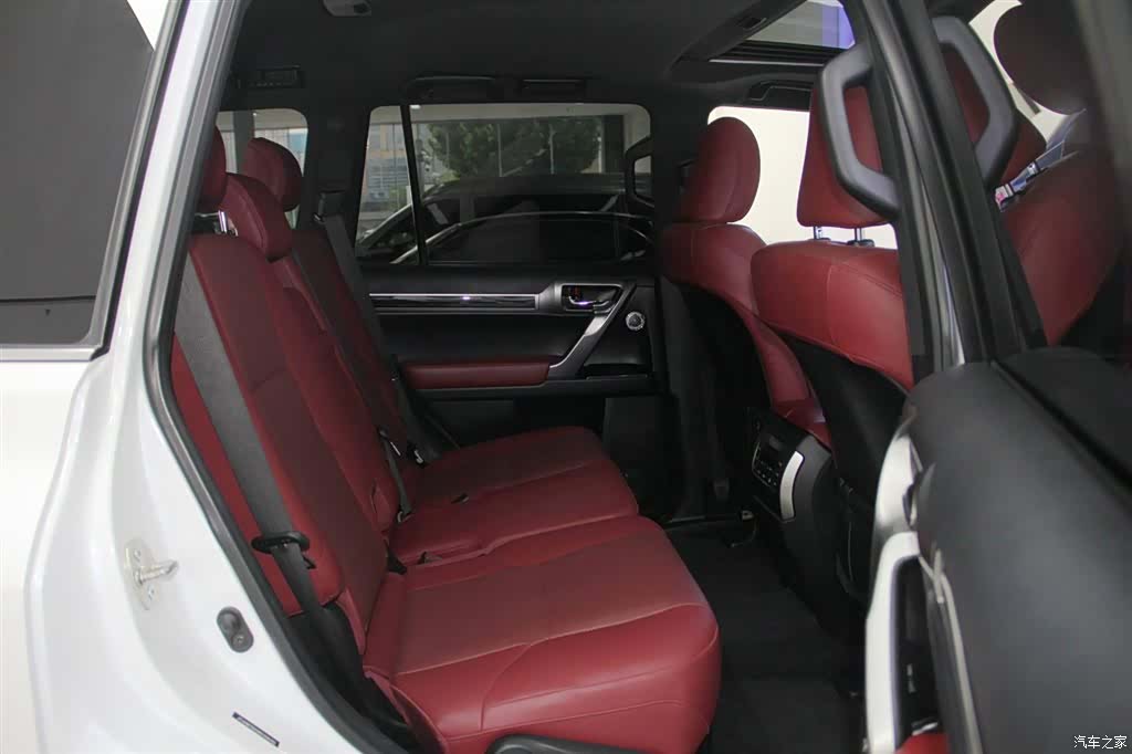 Lexus GX, 2022 9