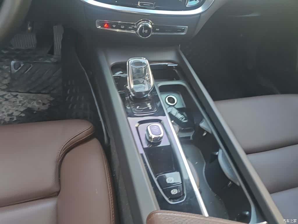 Volvo S60, 2022 14