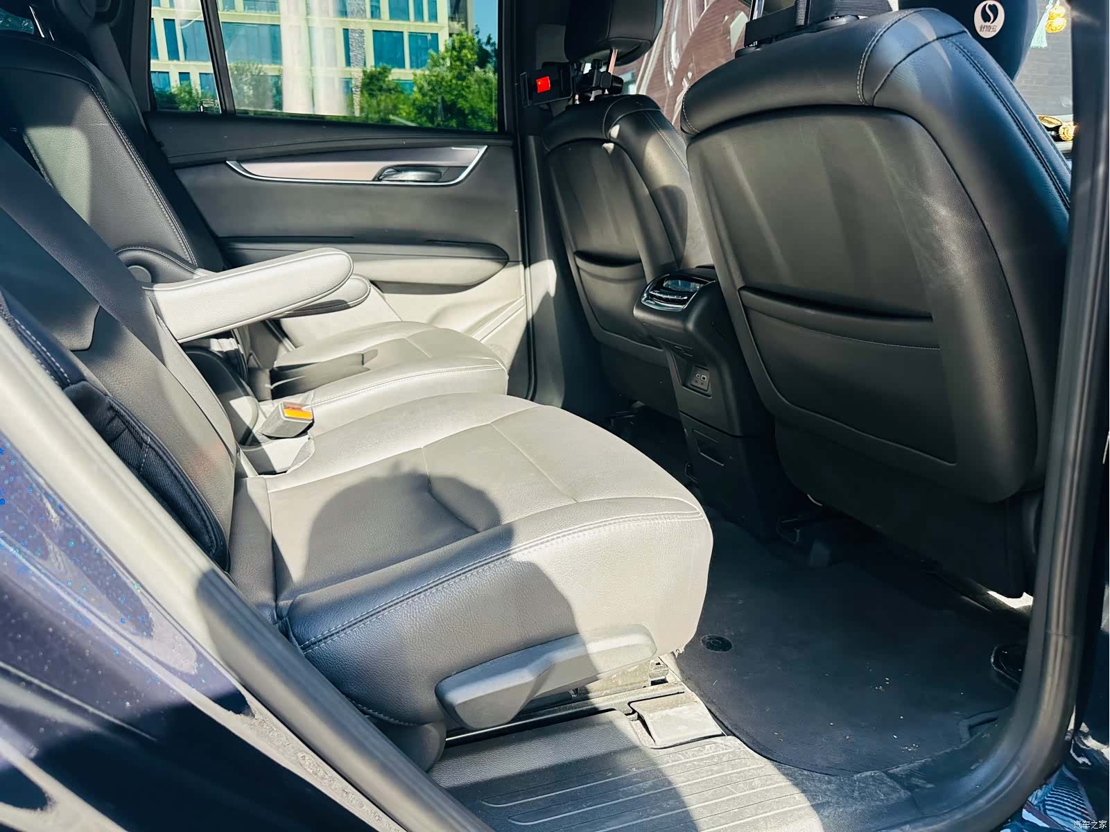 Cadillac XT6, 2022 14