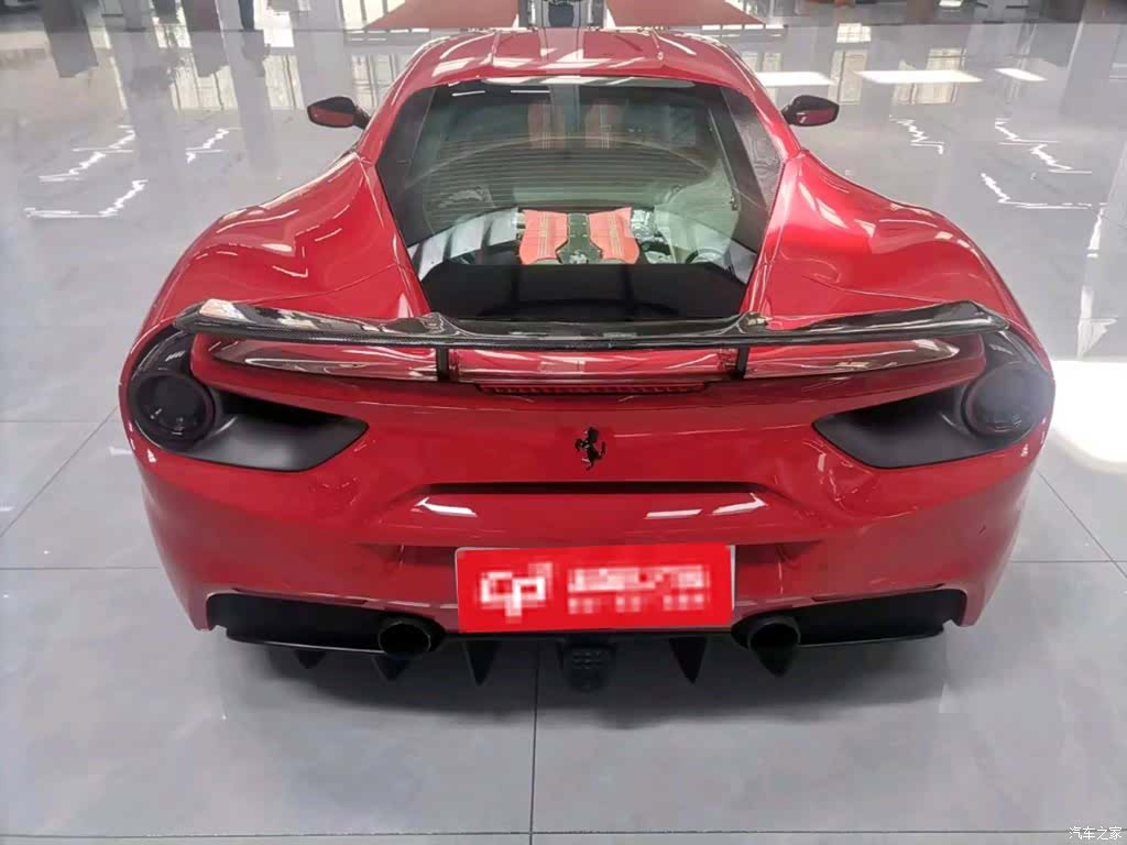 Ferrari 488, 2018 7