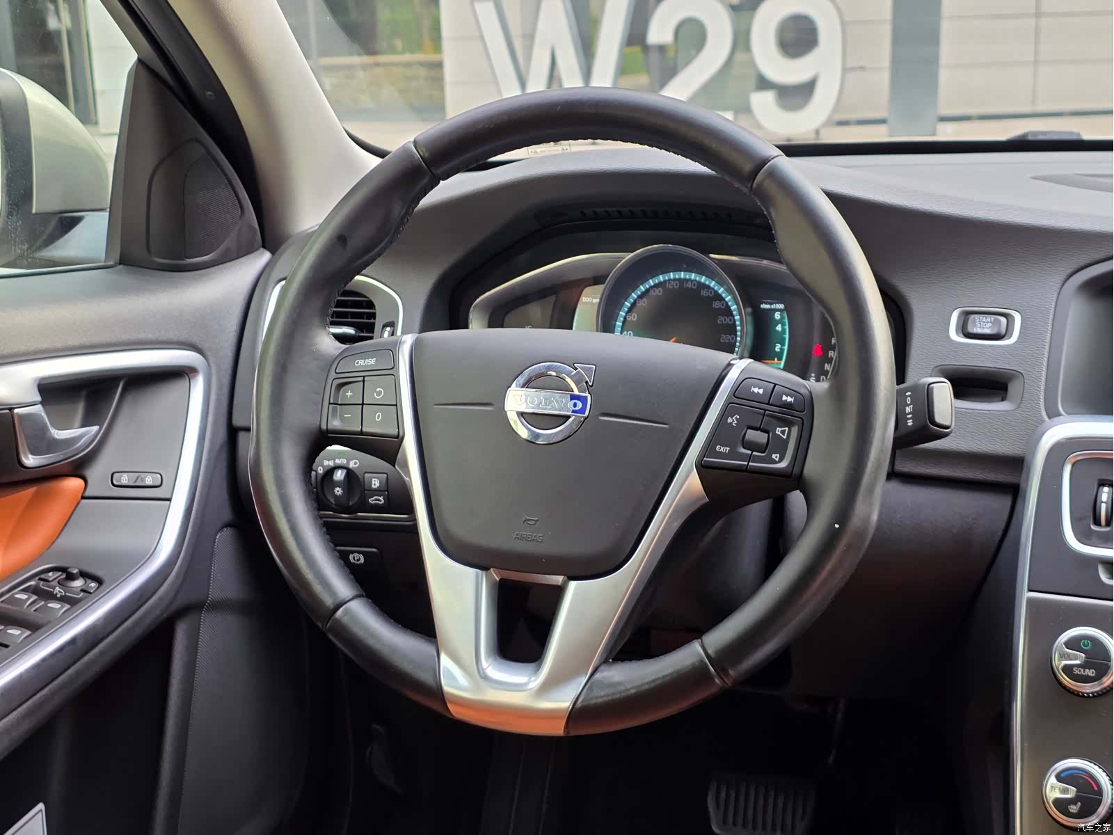 Volvo S60, 2015 21
