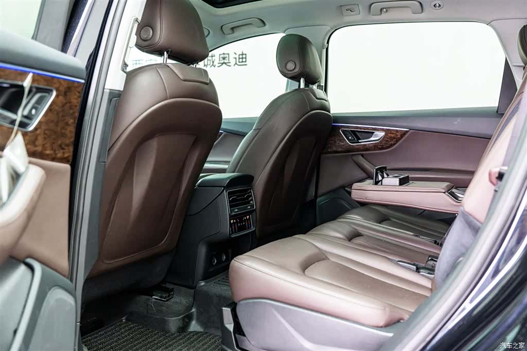 Audi Q7, 2021 7