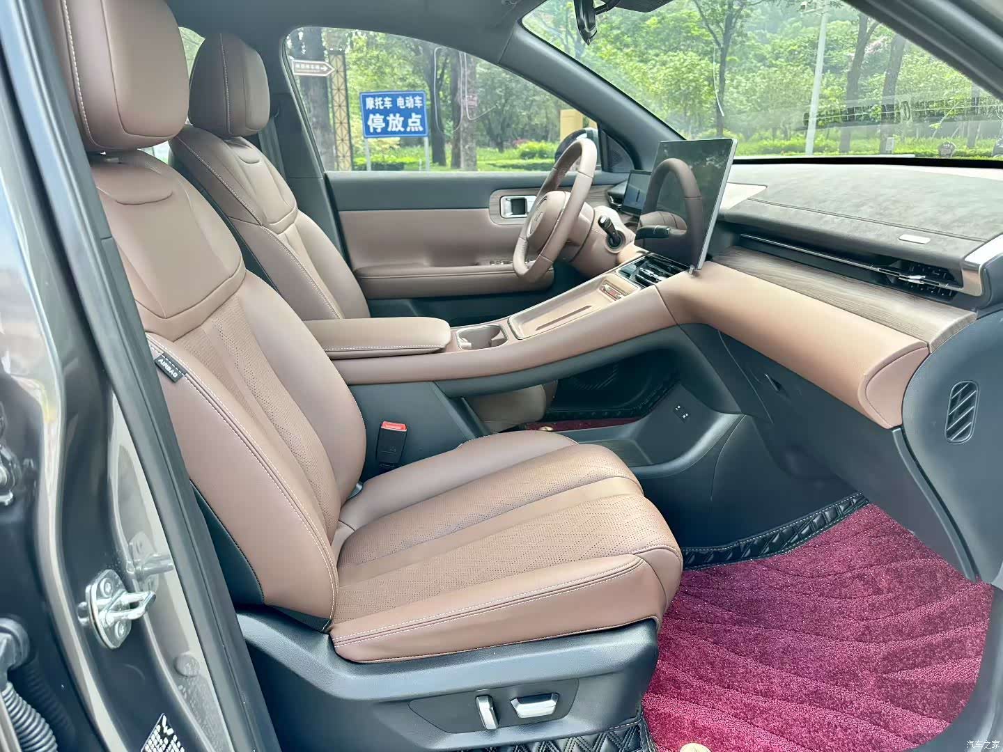 Wuling Starlight, 2024 6