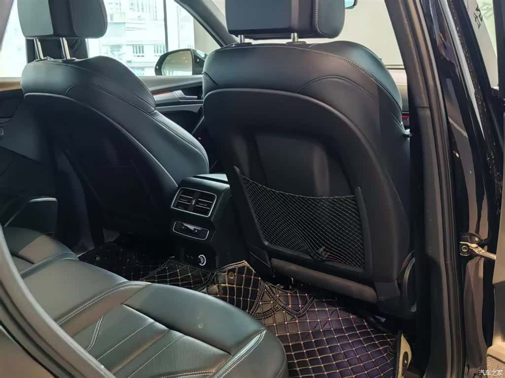 Audi Q5L, 2025 17