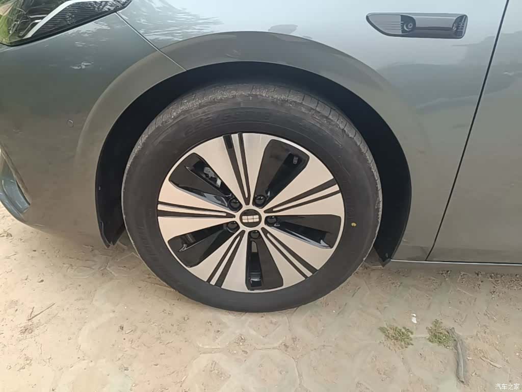 Geely A7, 2025 23