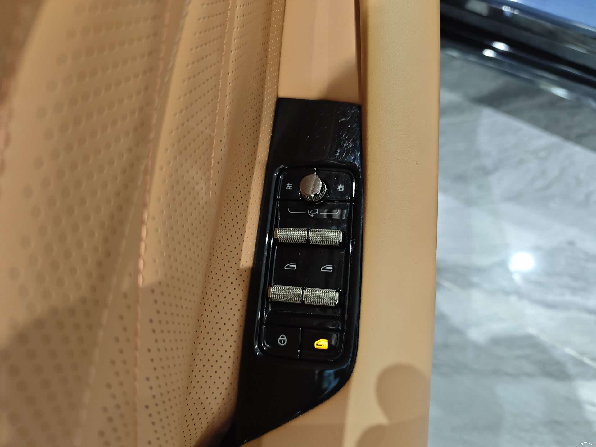 Geely 8, 2025 все фото