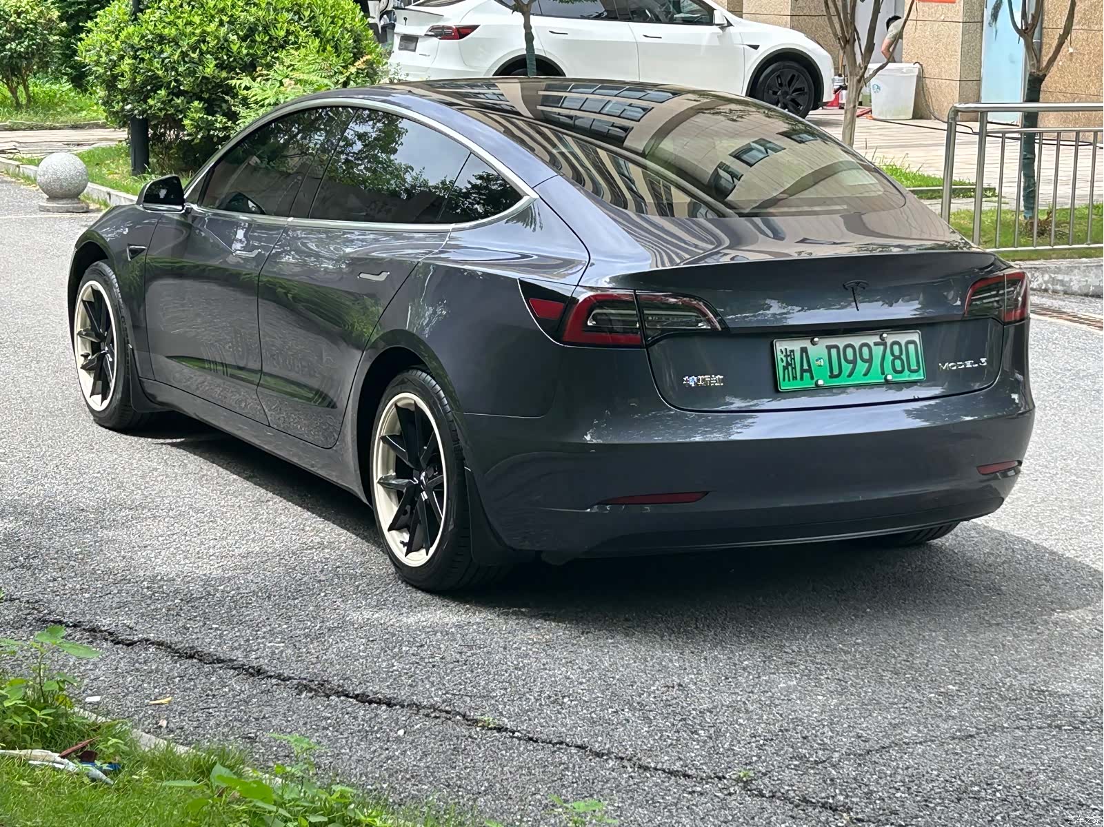 Tesla Model 3, 2020 6