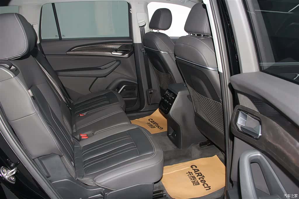 Audi Q6, 2024 30