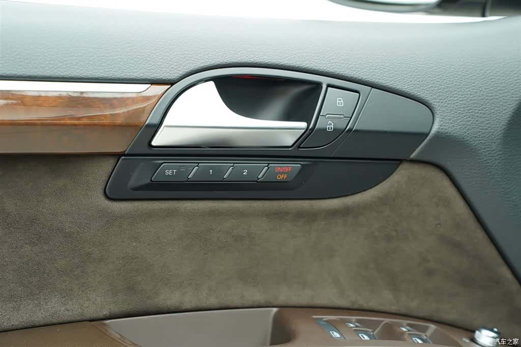Audi Q7, 2012 14