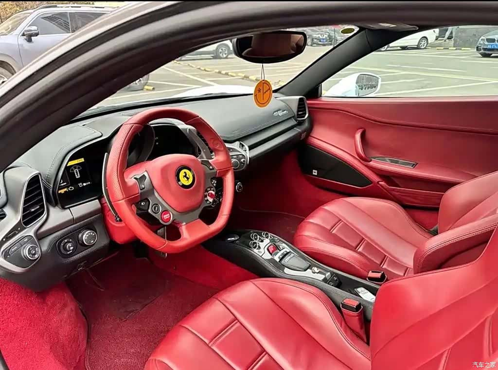 Ferrari 458, 2013 4